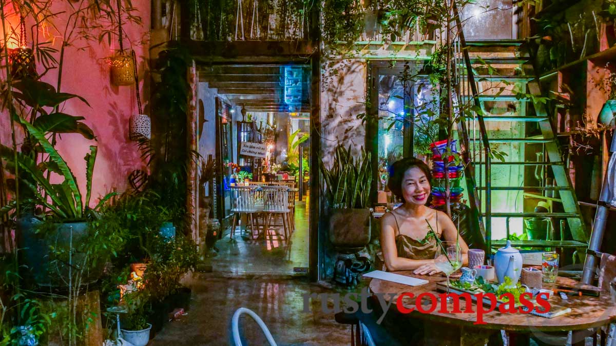 Quynh Anh - Padma de Fleur Quynh Anh - Padma de Fleur